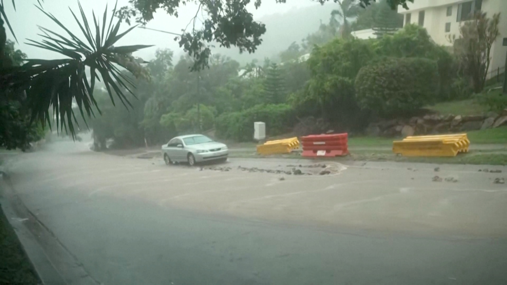 Наводнение в Квинсленде: один погибший Наводнение в Квинсленде: один погибший