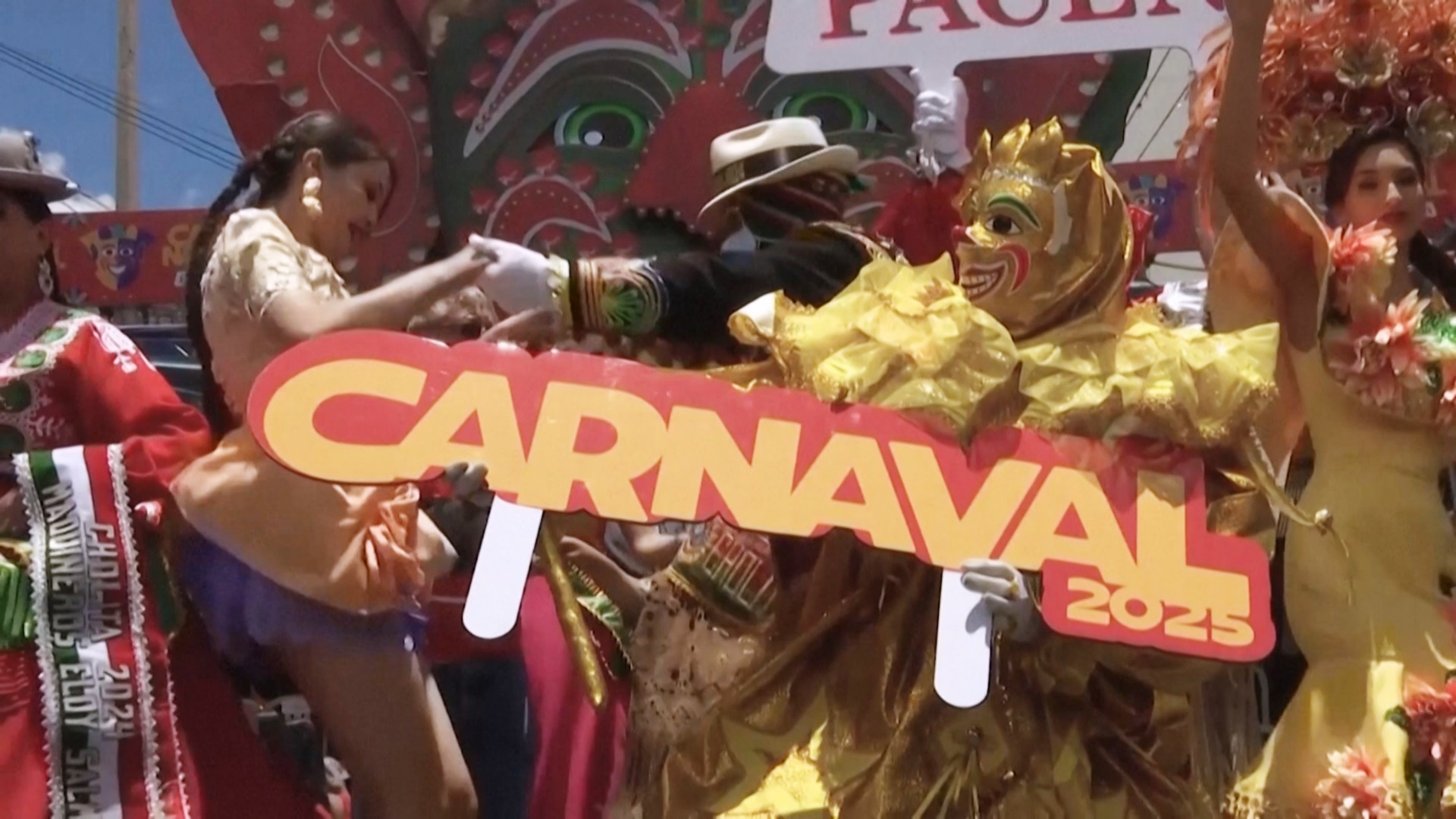 Боливийцы «воскресили» Пепино – дух карнавала в Ла-Пасе