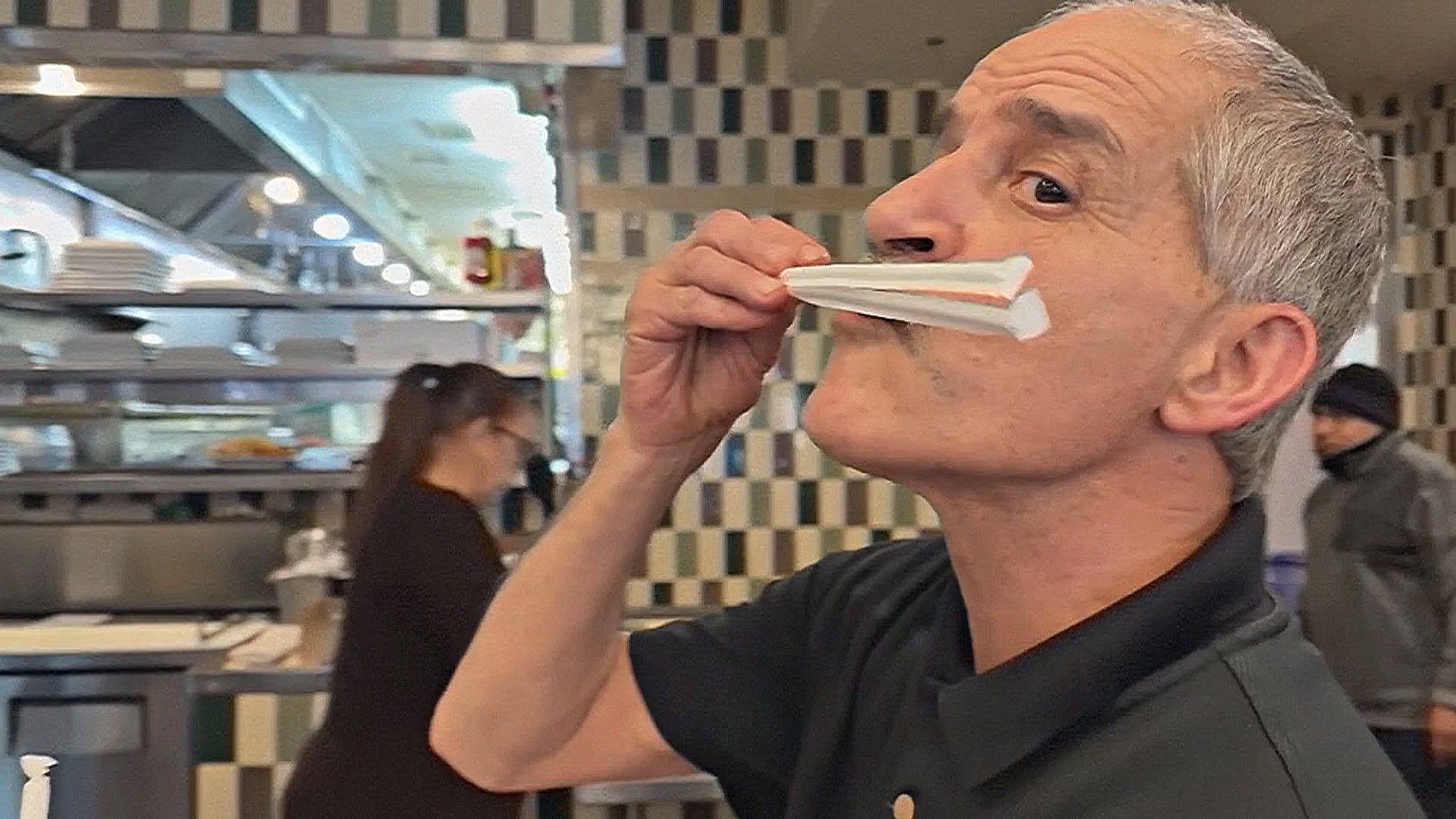 Дональд Трамп вернул пластиковые трубочки и снова сказал о планах на сектор Газа