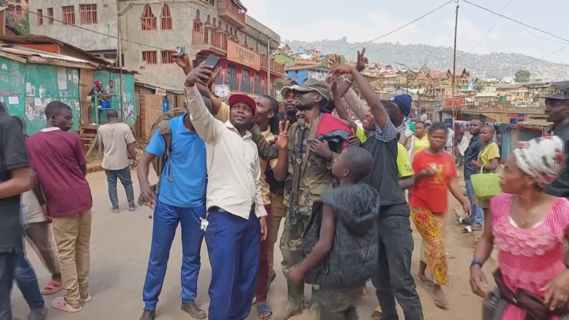 Повстанцы M23 взяли под контроль Букаву на востоке ДР Конго Повстанцы M23 взяли под контроль Букаву на востоке ДР Конго