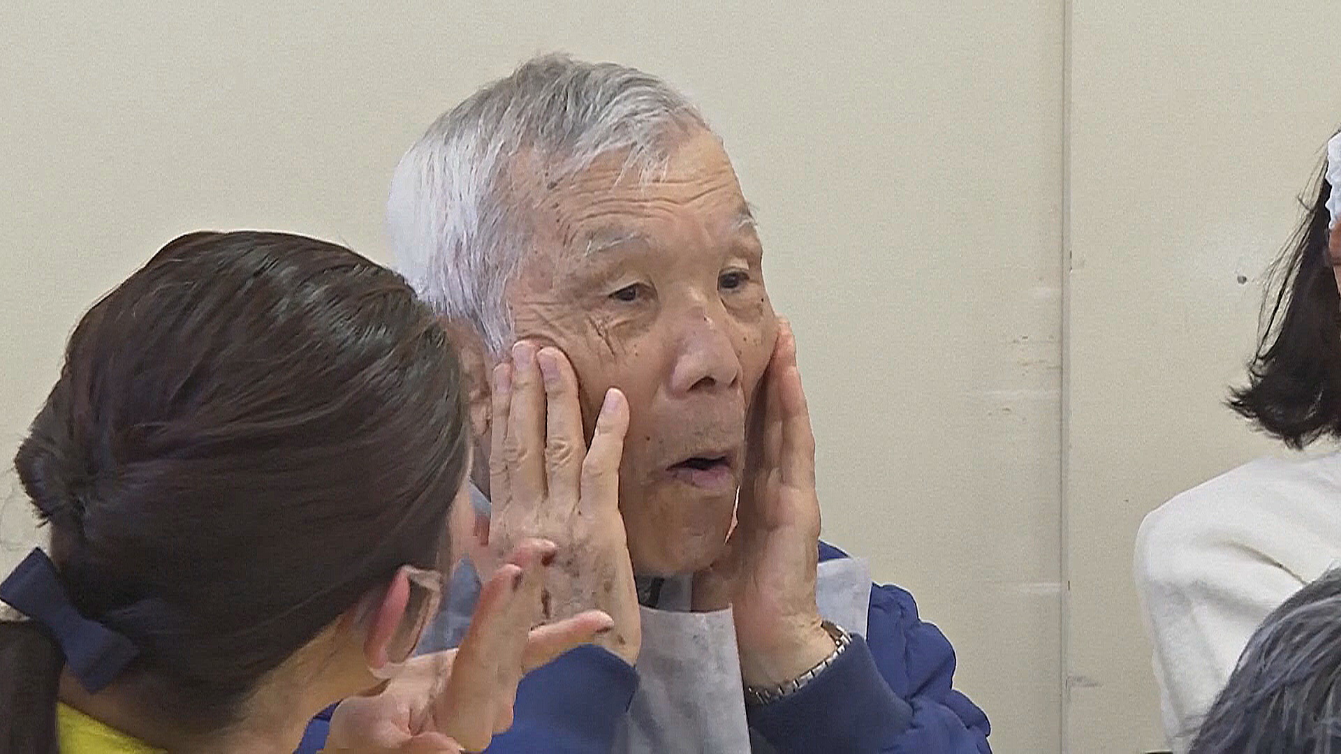 Курсы красоты для пожилых набирают популярность в Токио Курсы красоты для пожилых набирают популярность в Токио