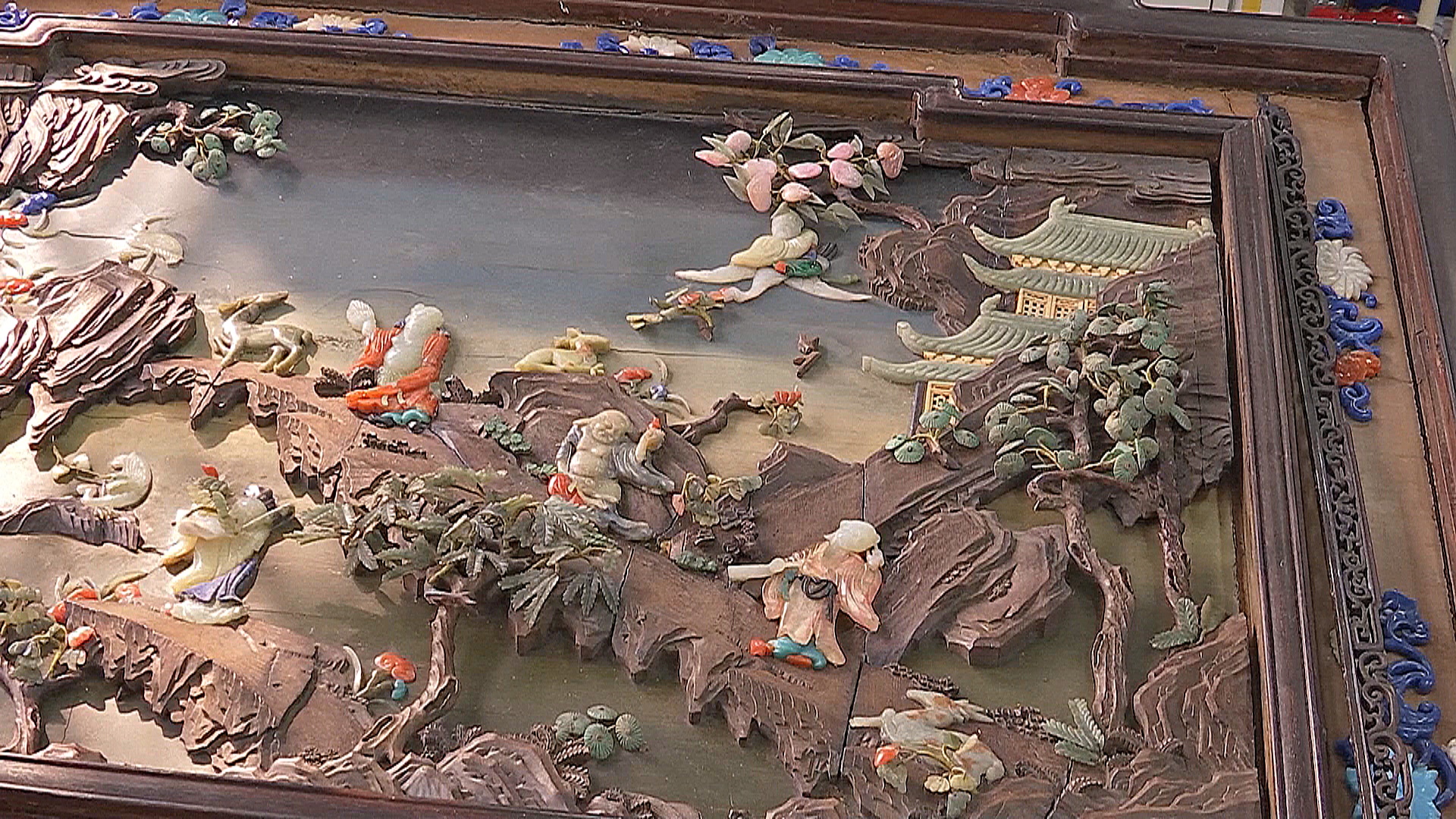 Многовековые реликвии реставрируют в Запретном городе Пекина