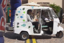 Скорость и стиль: гонка на тук-туках впервые прошла в Египте