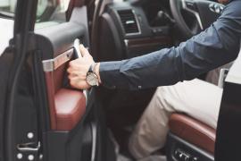 Как не переплатить за такси в другой стране: выбираем трансфер