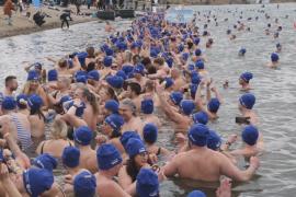 Чехи побили рекорд Гиннесса по массовому погружению в ледяную воду