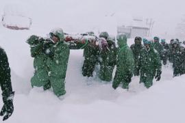 В Индии лавина сошла на вагончики дорожных рабочих: есть жертвы