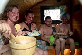 Пар и снег: в Эстонии прошёл сауна-марафон