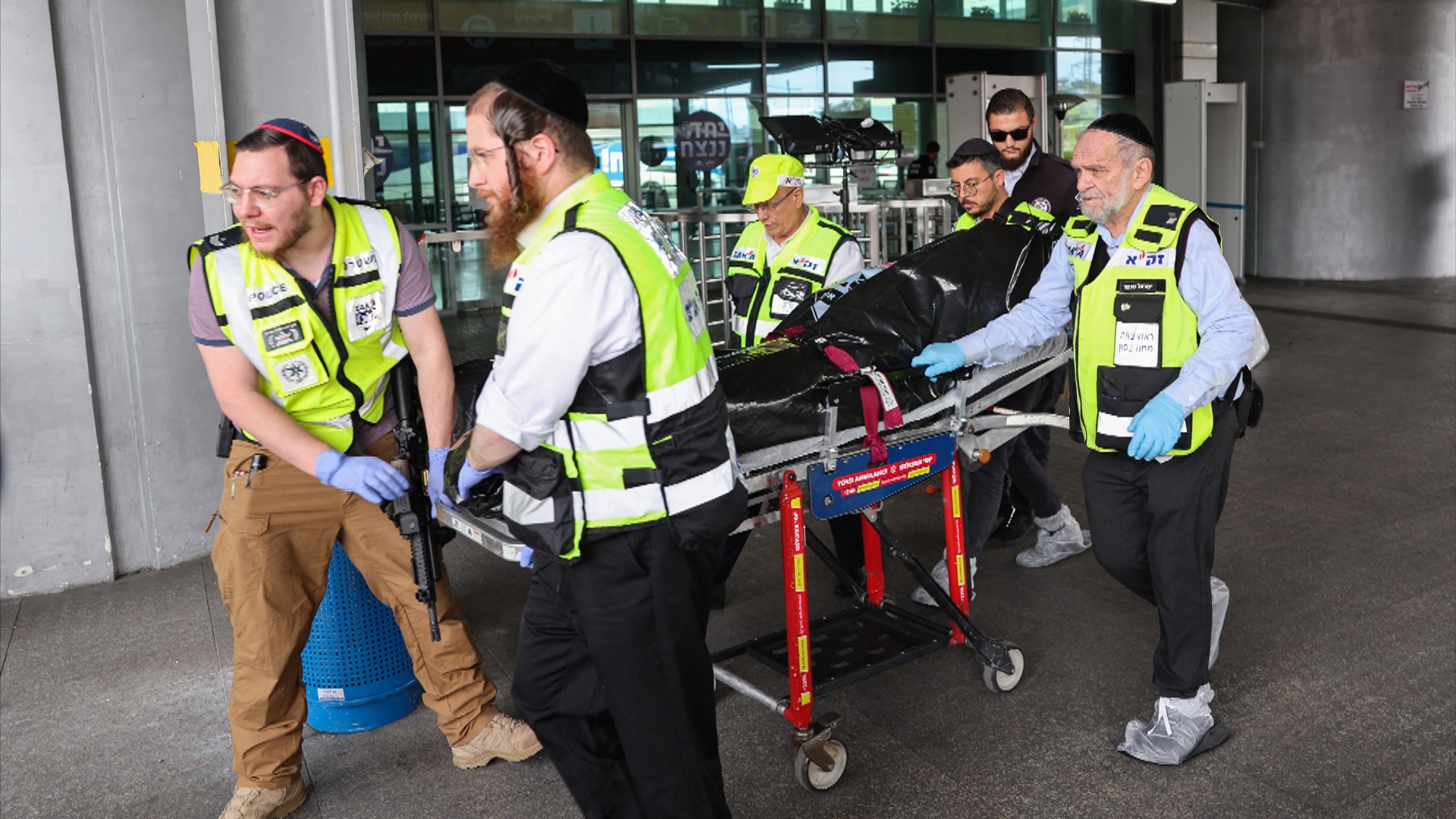 Напавший на людей с ножом в Хайфе – гражданин Израиля Напавший на людей с ножом в Хайфе – гражданин Израиля