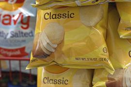 «Сделать Америку снова здоровой»: администрация Трампа нацелилась на пиццу и чипсы