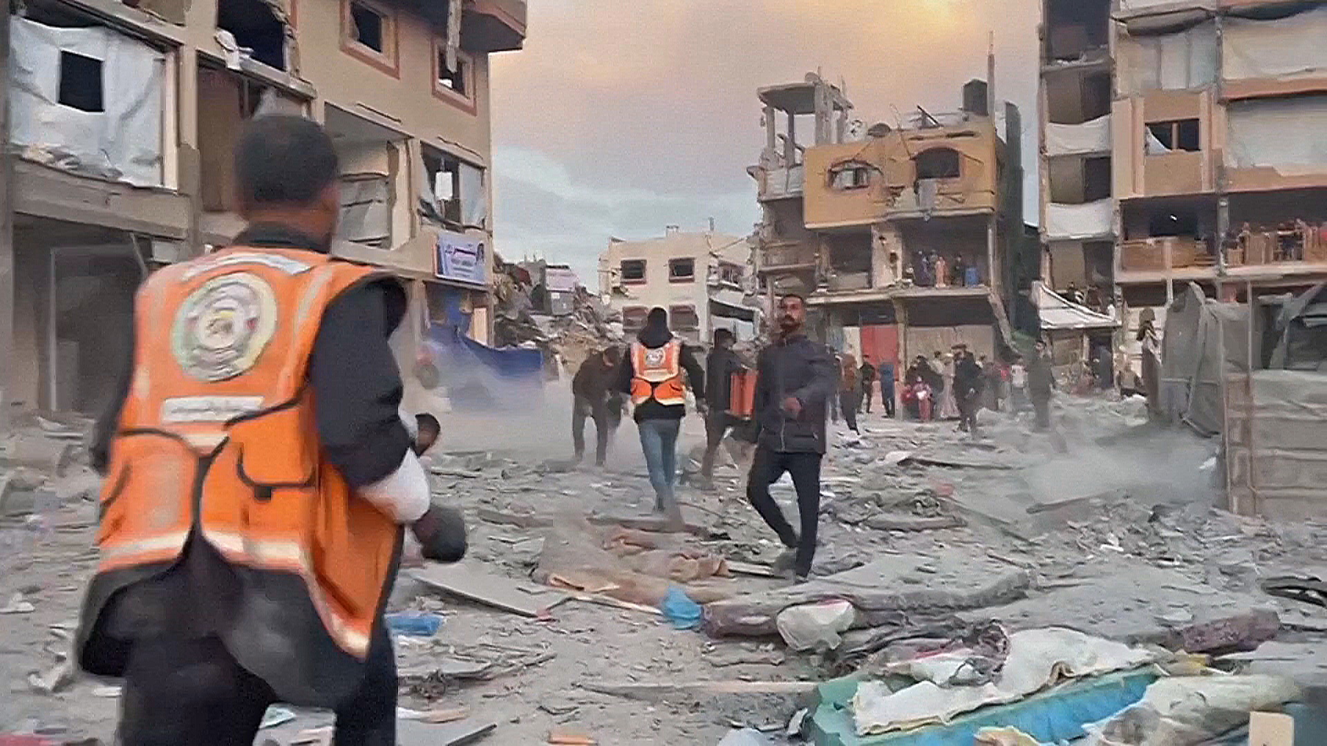 Израиль возобновил удары по сектору Газа, обвинив ХАМАС в отказе от сделки Израиль возобновил удары по сектору Газа, обвинив ХАМАС в отказе от сделки