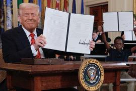 Дональд Трамп подписал указ, который должен ликвидировать Министерство образования