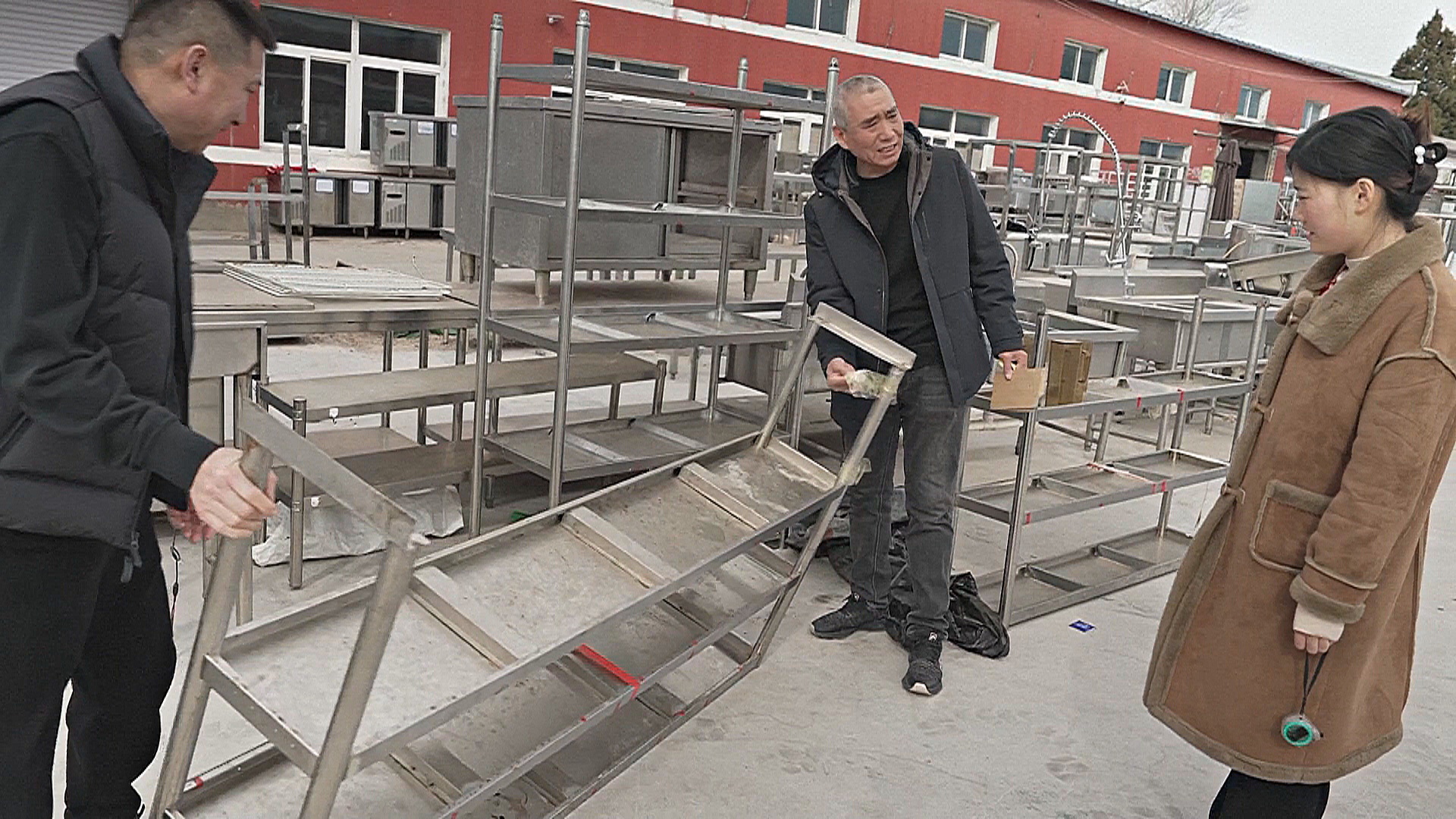 «Гробовщики» ресторанного бизнеса: почему в Китае массово закрываются рестораны