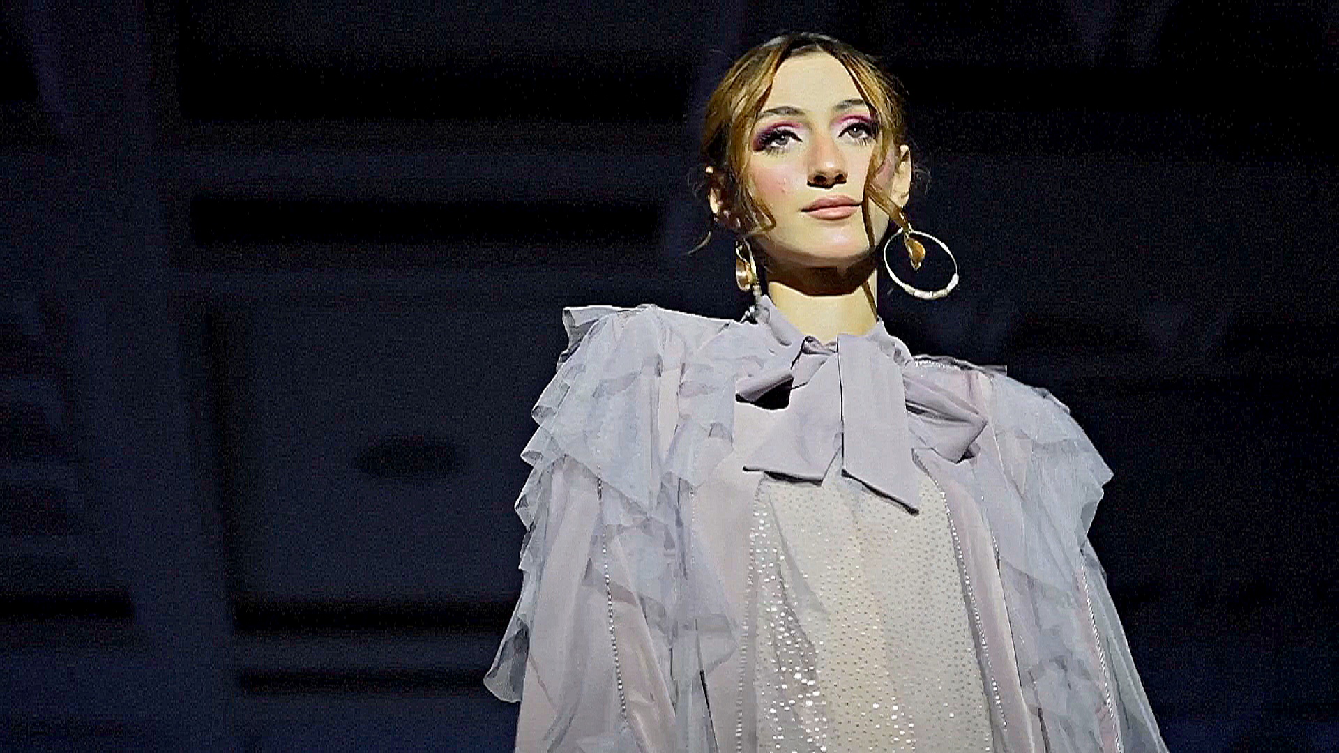 Объединение двух культур: иракско-британский модельер представила новую коллекцию Объединение двух культур: иракско-британский модельер представила новую коллекцию