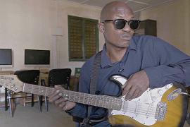 Шрифт Брайля помогает слепым в Мали получать образование и находить работу