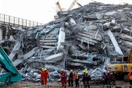 Число жертв землетрясения в Мьянме превысило 1700 человек