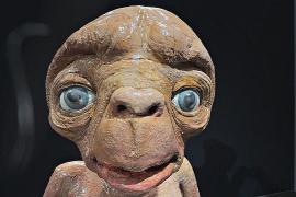 Модель пришельца из фильма «Инопланетянин» могут продать на аукционе за $1 млн