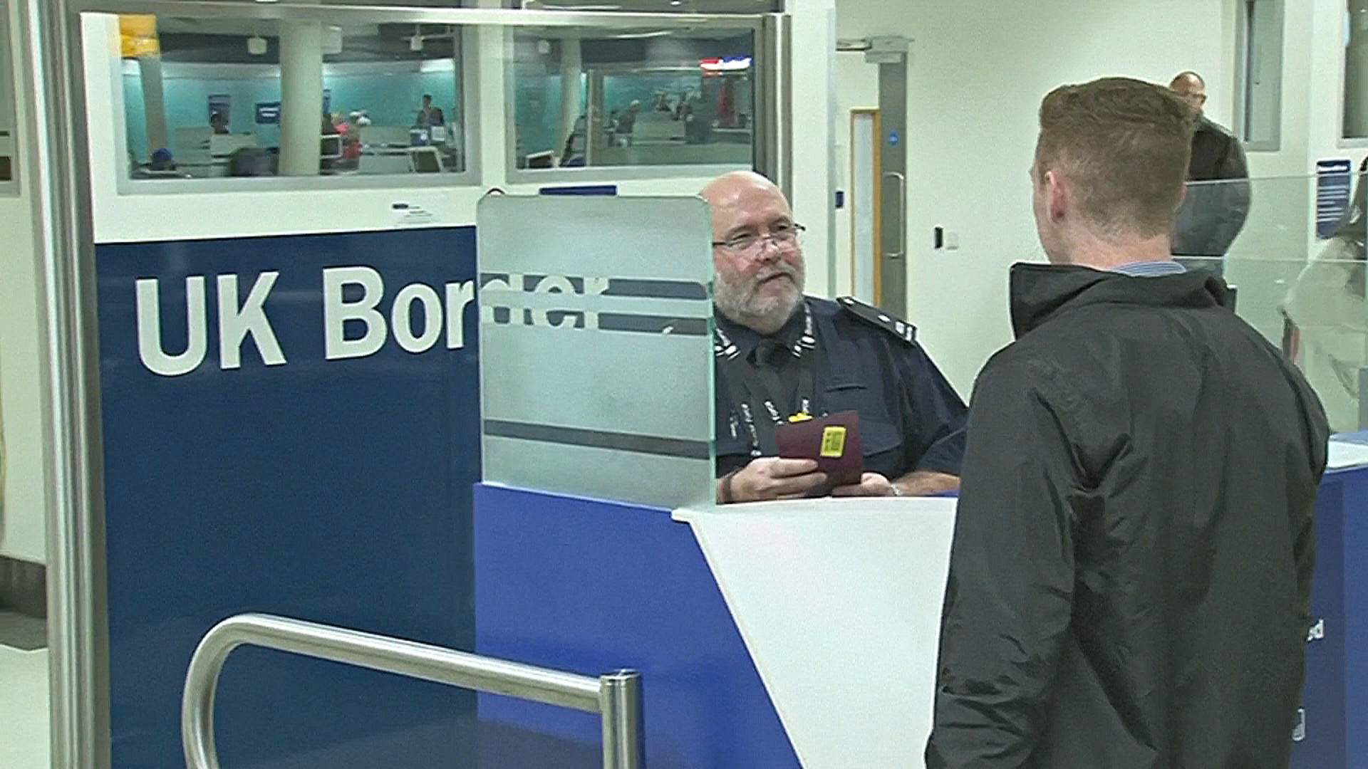 Европейские путешественники теперь будут платить за въезд в Великобританию Европейские путешественники теперь будут платить за въезд в Великобританию