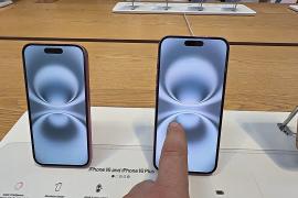 США исключают смартфоны и компьютеры из ответных пошлин Трампа