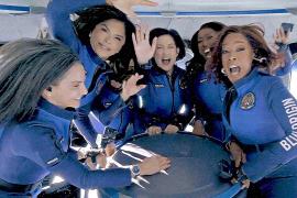 Джефф Безос отправил в космос свою невесту и ещё пять женщин, включая Кэти Перри