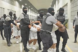 Верховный суд США запретил депортацию венесуэльцев из Техаса