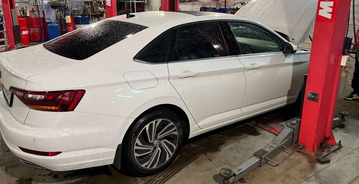 Замена масла в АКПП: залог долгой жизни вашего автомобиля