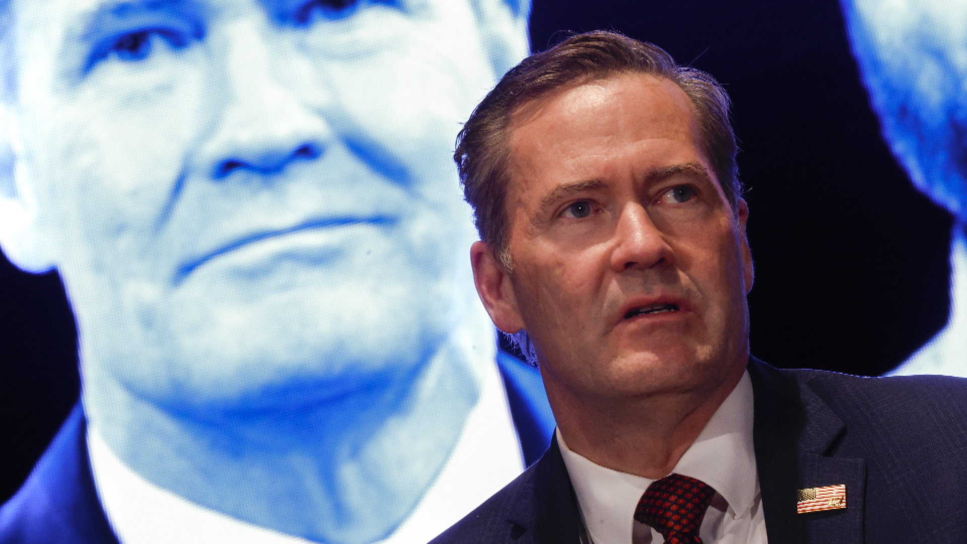 Трамп уволил своего советника по нацбезопасности Майка Уолтца