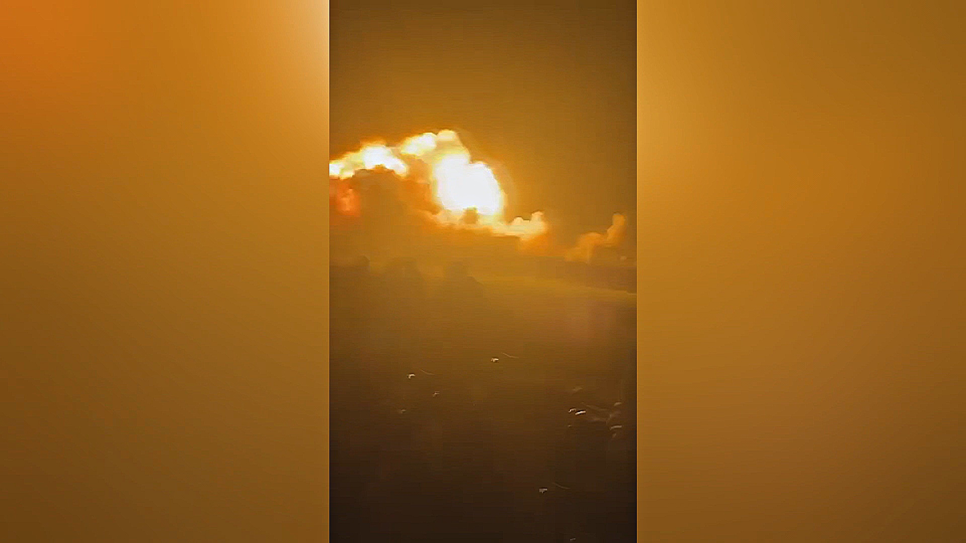 Индия нанесла авиаудары по Пакистану, тот принял ответные меры