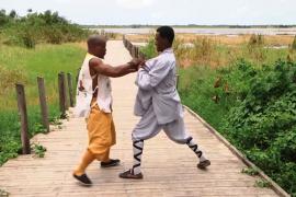 Бывший монах храма Шаолинь вернулся в Африку и передаёт свои знания детям