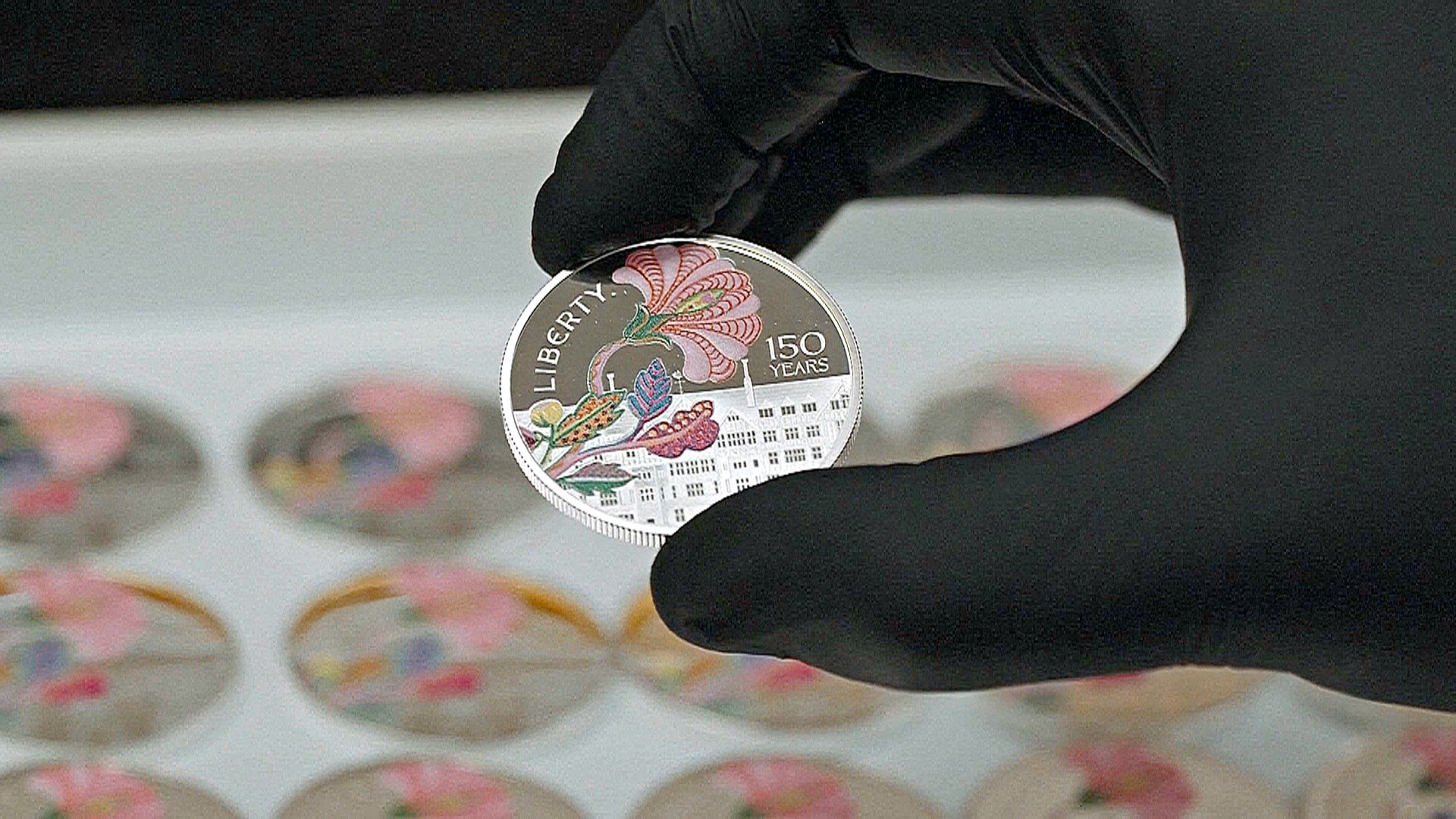 Королевский монетный двор посвятил монету 150-летию культового универмага «Либерти» Королевский монетный двор посвятил монету 150-летию культового универмага «Либерти»