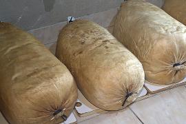 Сыр в мешках из коровьей кожи – уникальный продукт юга Боснии