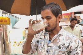 Как в индийском Ахмадабаде спасаются от экстремальной жары