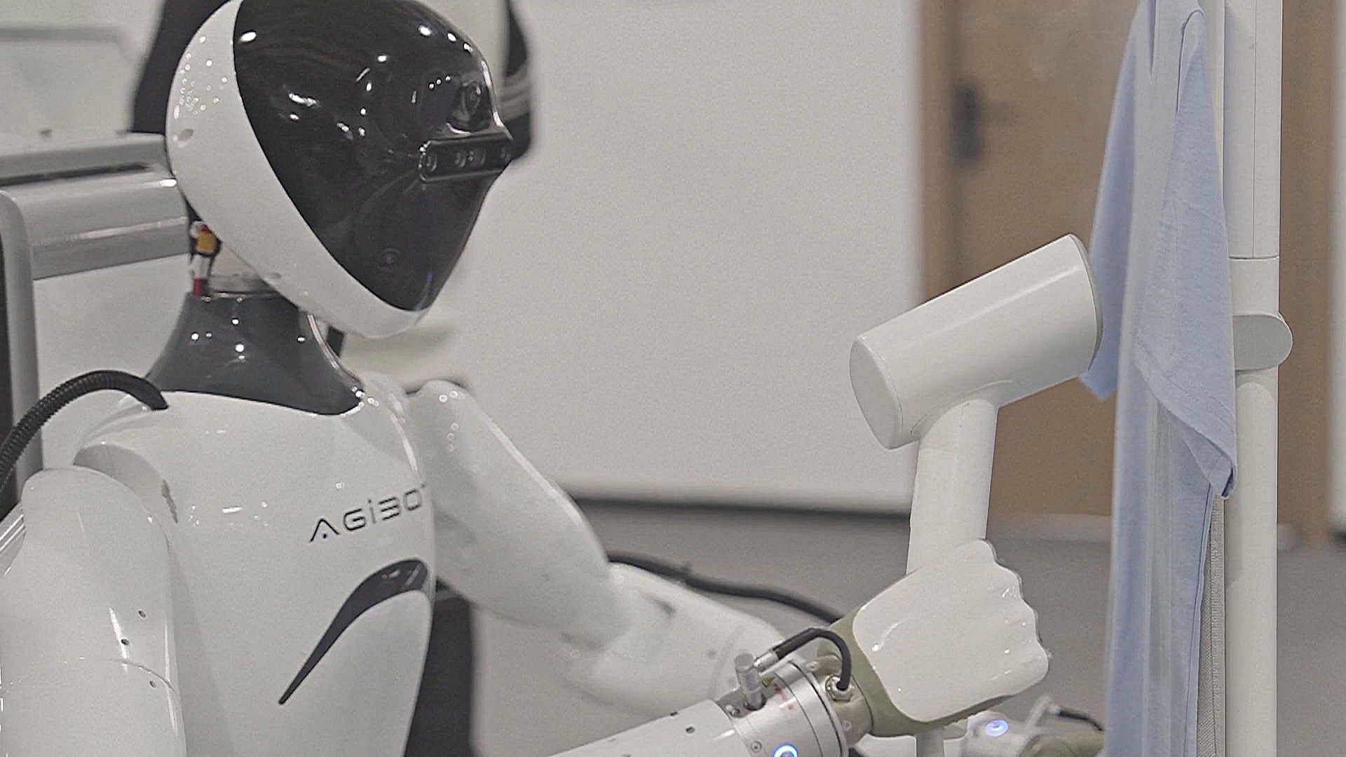 Китай может заполонить мир дешёвыми гуманоидами