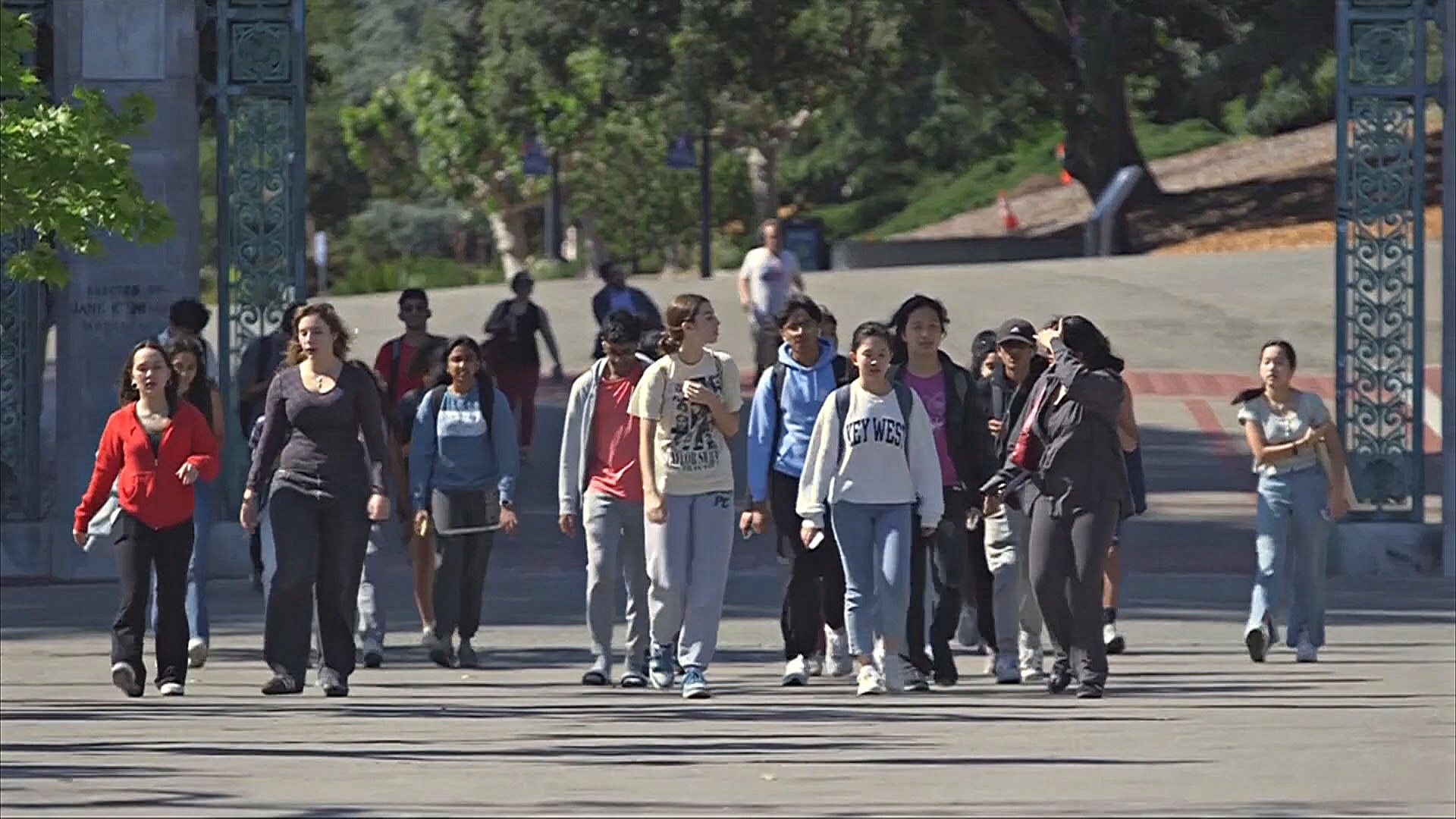 Администрация Трампа запретила Гарварду принимать иностранных студентов Администрация Трампа запретила Гарварду принимать иностранных студентов