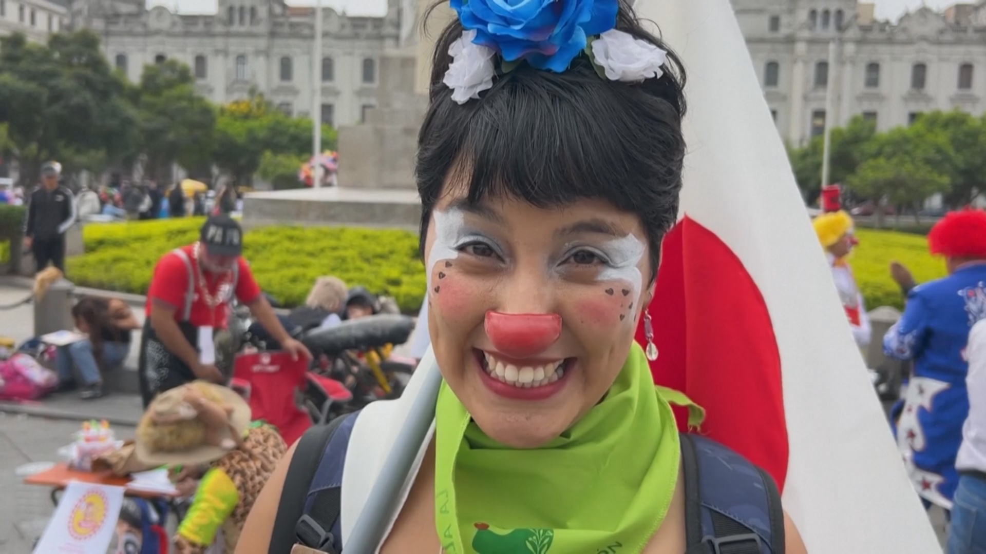 Во власти клоунов на один день оказалась столица Перу