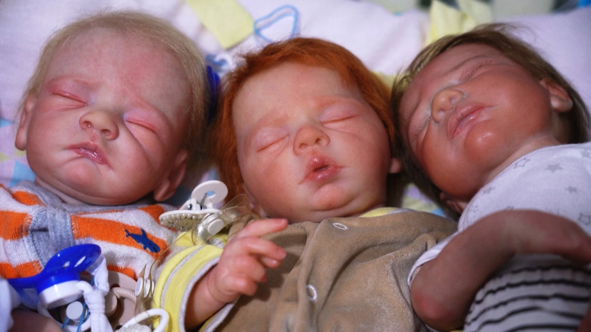 Бразильцев очаровывают гиперреалистичные куклы-младенцы