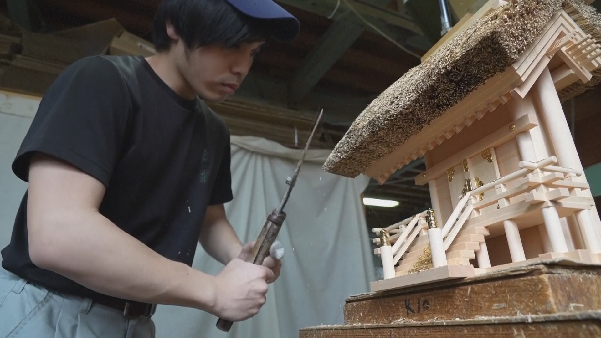 В Японии хранят традицию создания миниатюрных копий храма Исэ-Дзингу В Японии хранят традицию создания миниатюрных копий храма Исэ-Дзингу