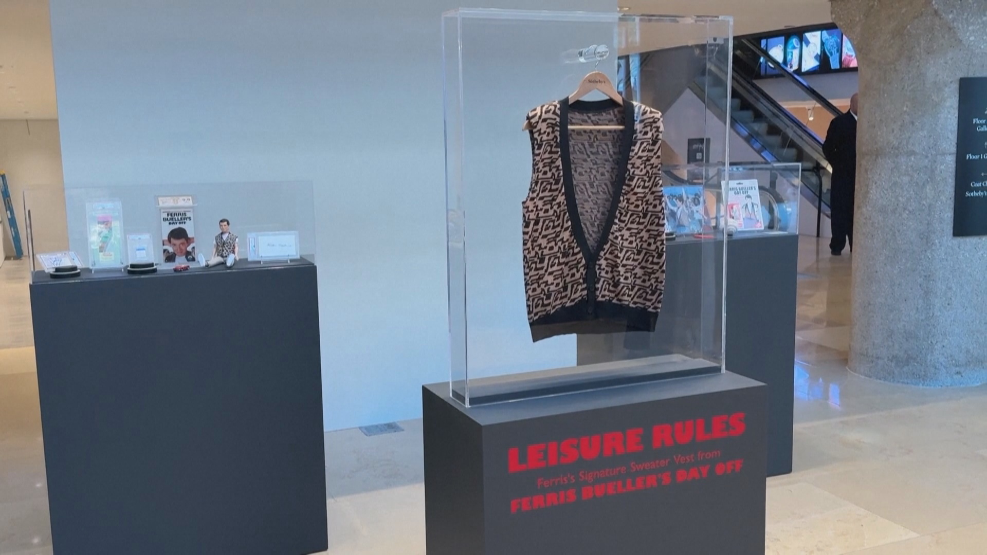 Культовый жилет из комедии «Выходной день Ферриса Бьюллера» выставят на торги Культовый жилет из комедии «Выходной день Ферриса Бьюллера» выставят на торги