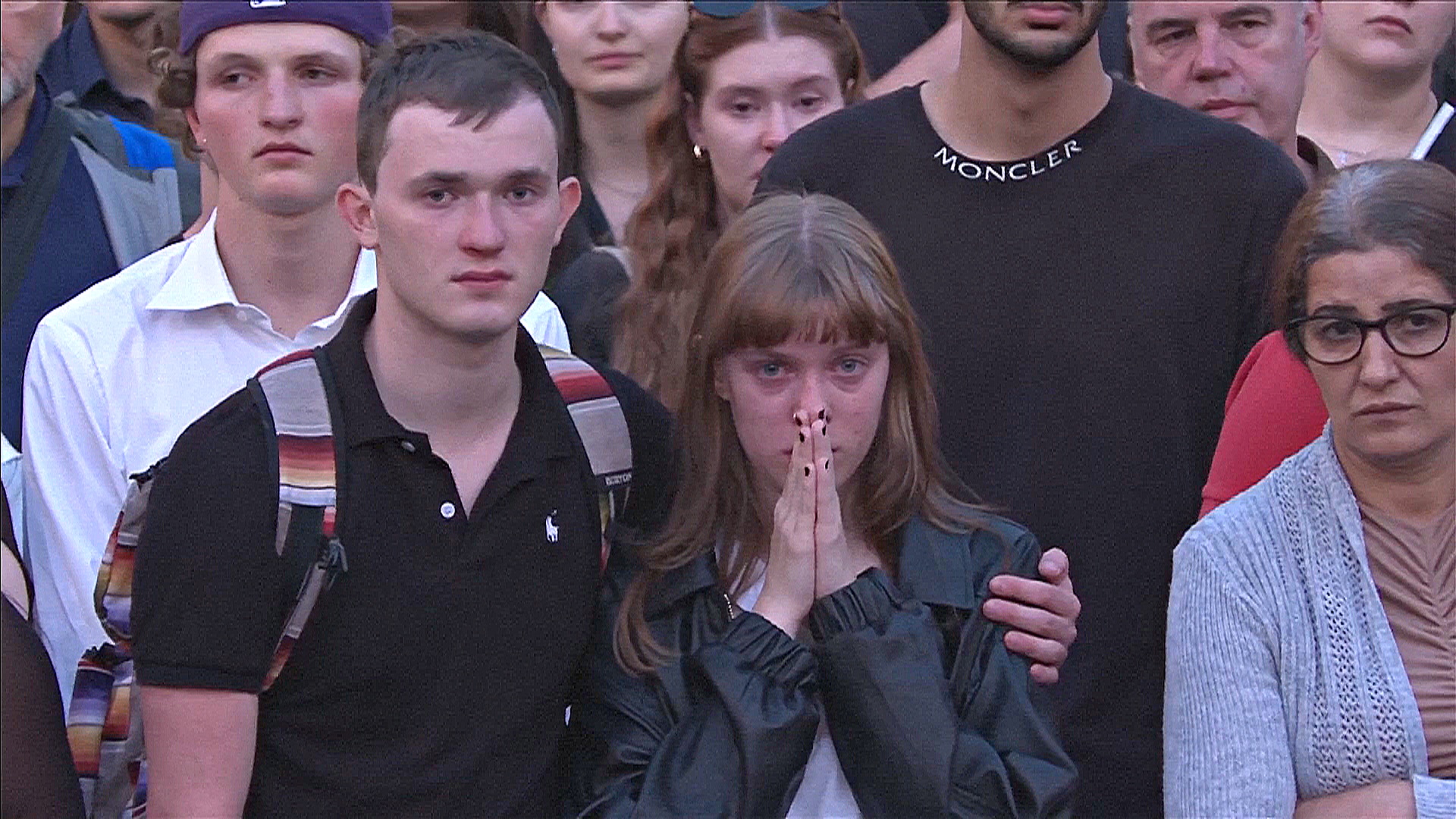 Стрельба в школе Граца: город скорбит по 11 жертвам