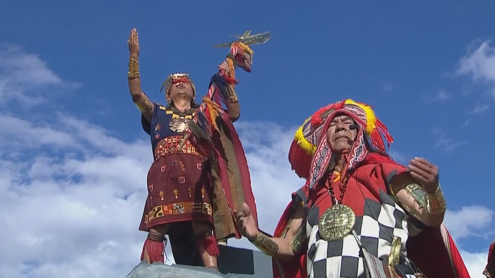 Праздник инков «Инти Райми» воссоздали в старинной цитадели в Перу Праздник инков «Инти Райми» воссоздали в старинной цитадели в Перу