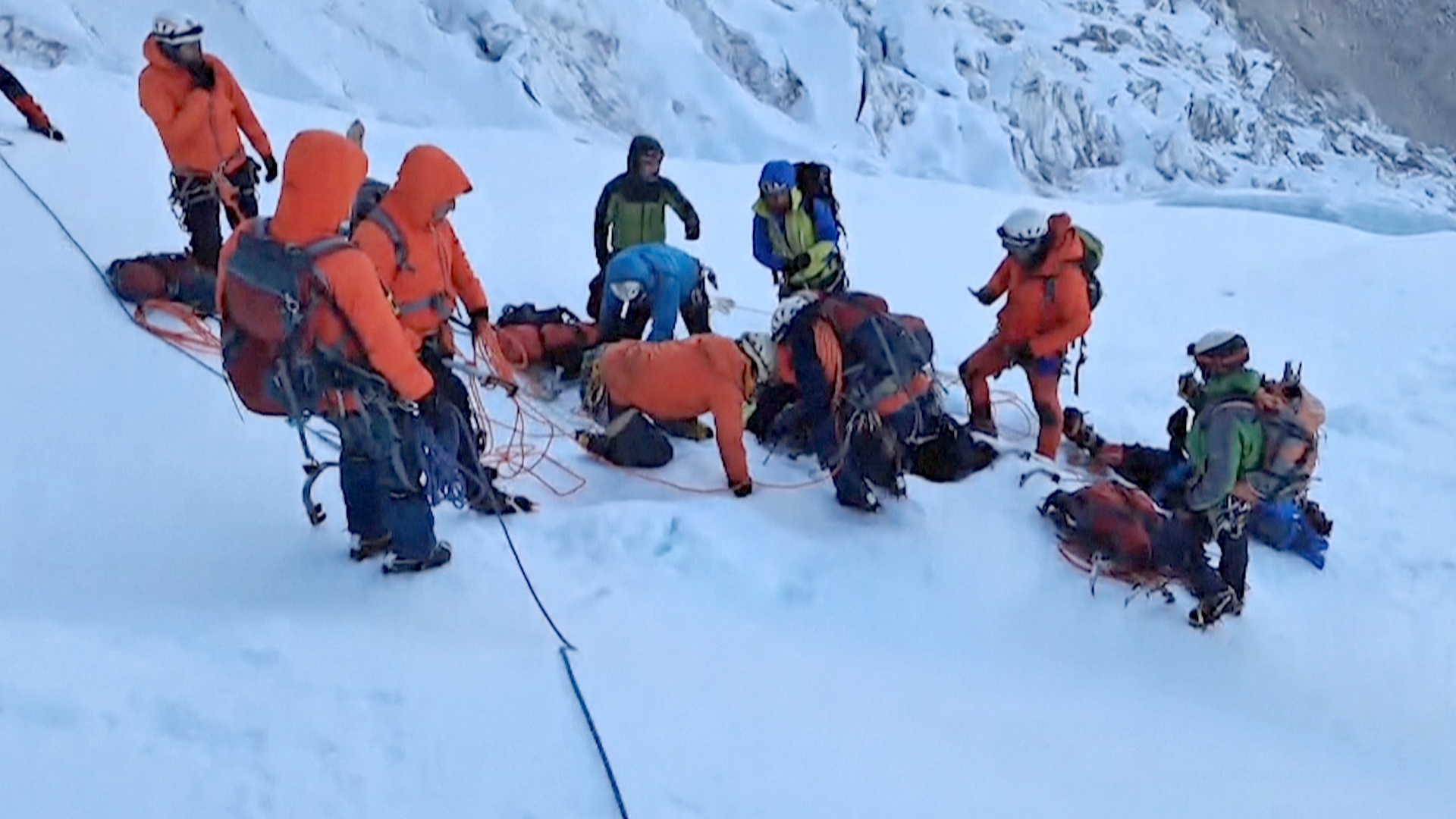 В Перу нашли тела трёх альпинистов, которых искали 24 дня