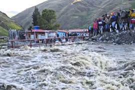 Наводнение в Венесуэле: у людей унесло дома