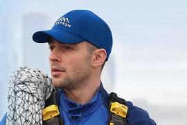 Монтаж фальцевой кровли промышленными альпинистами