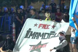 Стычками с полицией закончился митинг в поддержку арестованного мэра Стамбула