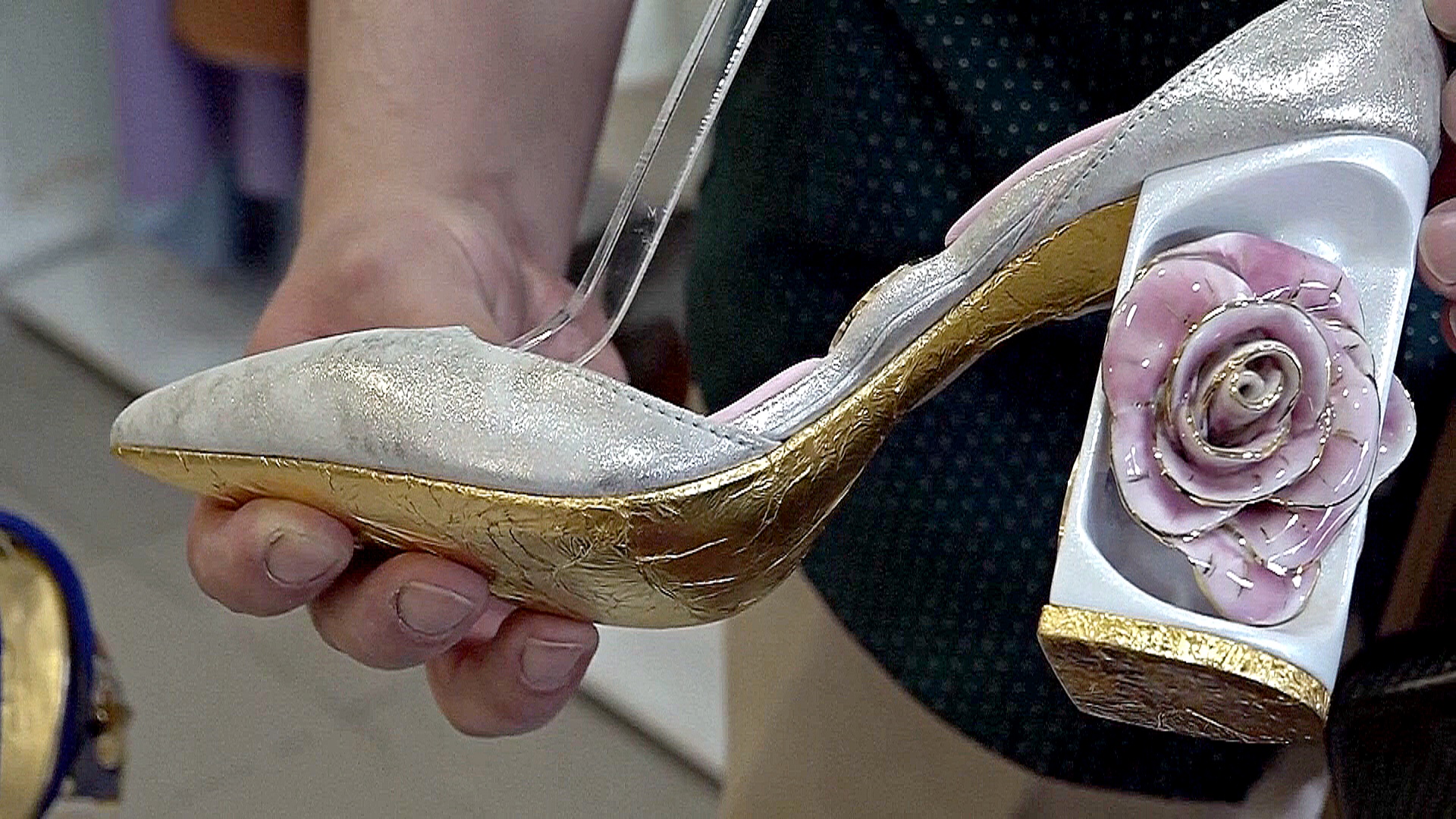 Золото и фарфор: роскошные туфли делает сербский мастер Золото и фарфор: роскошные туфли делает сербский мастер