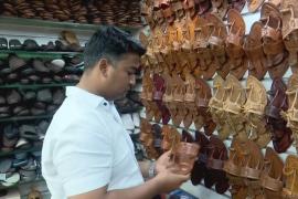 После скандала с сандалиями Prada в Индии выросли продажи летней обуви