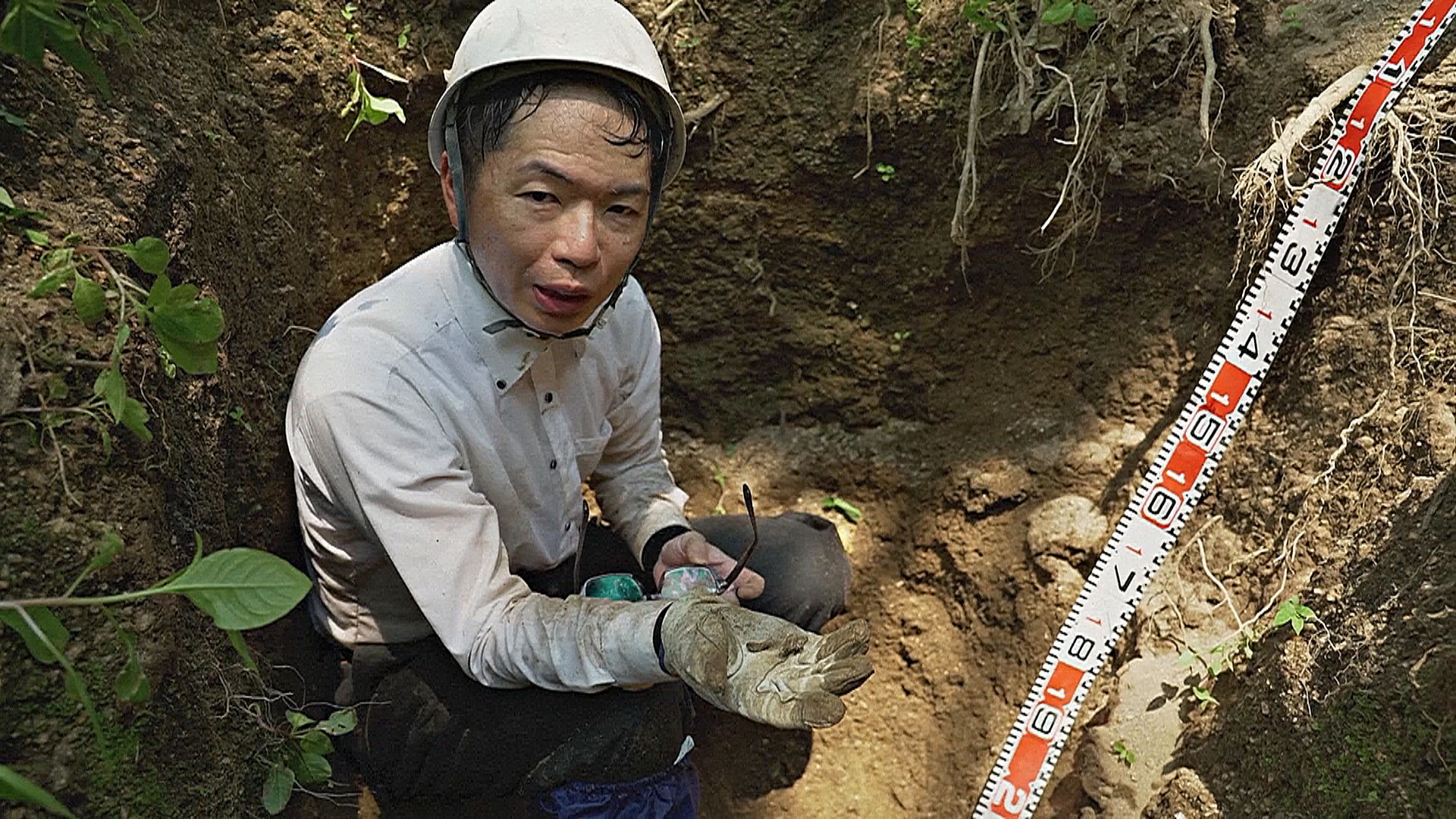 Житель Хиросимы продолжает искать останки жертв атомной бомбы