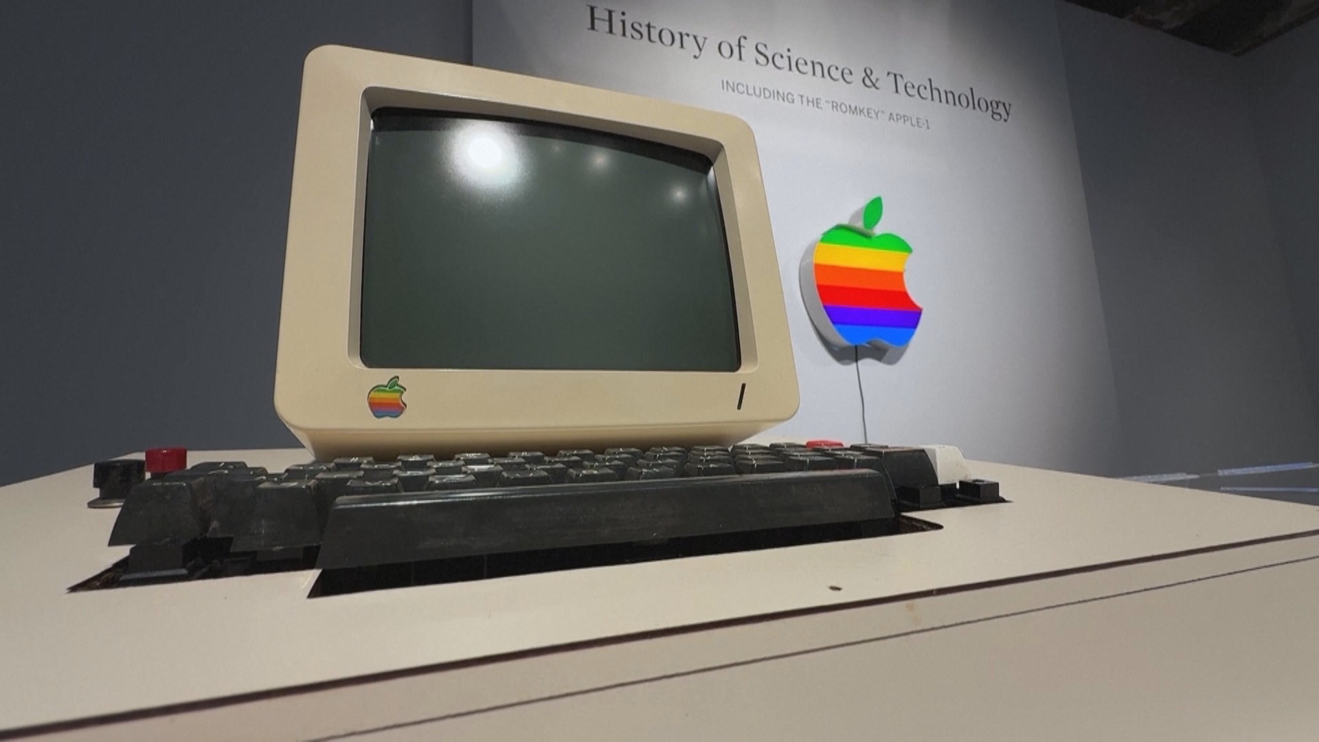 Редкий и полностью рабочий Apple I выставят на аукцион в Нью-Йорке