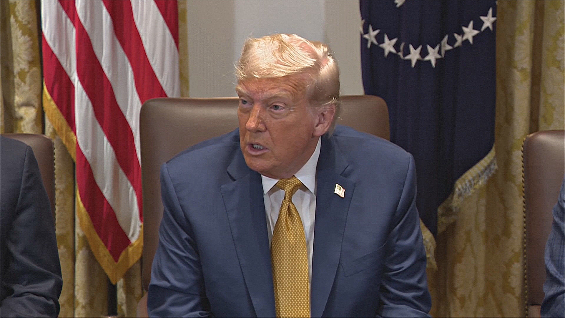 Трамп вводит 50-процентные пошлины для Бразилии Трамп вводит 50-процентные пошлины для Бразилии