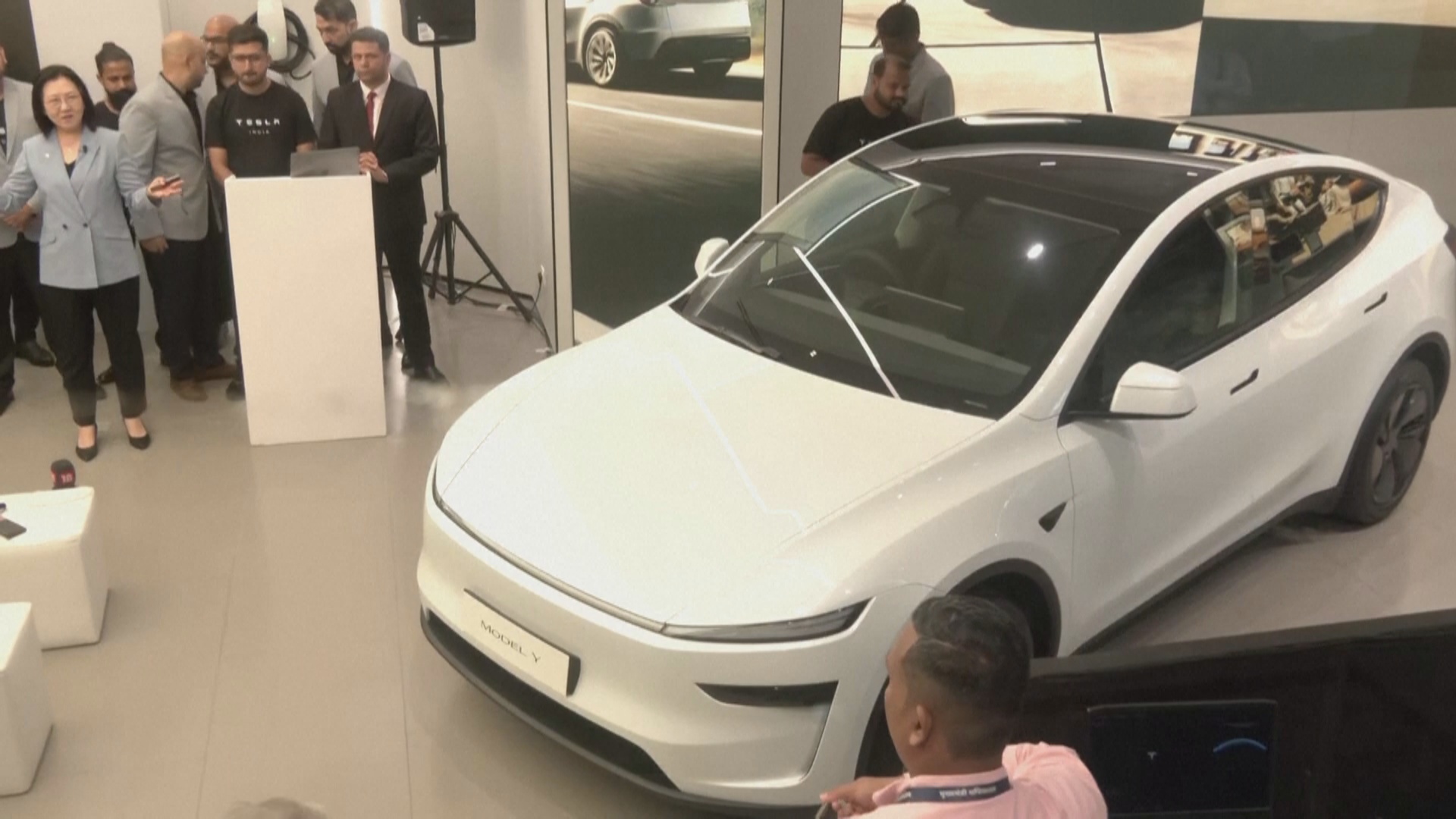 Tesla открыла шоурум в Мумбаи и официально вышла на рынок Индии Tesla открыла шоурум в Мумбаи и официально вышла на рынок Индии