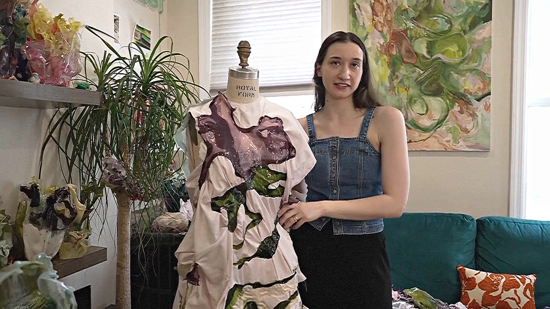 Биопластик в моде: одежда из водорослей и кукурузного крахмала Биопластик в моде: одежда из водорослей и кукурузного крахмала